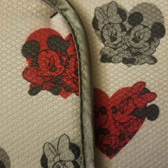 Disney Mickey Minnie Mouse Hearts Cute Dish Kitchen Drying Mat Valentines NWT - Picture 5 of 5